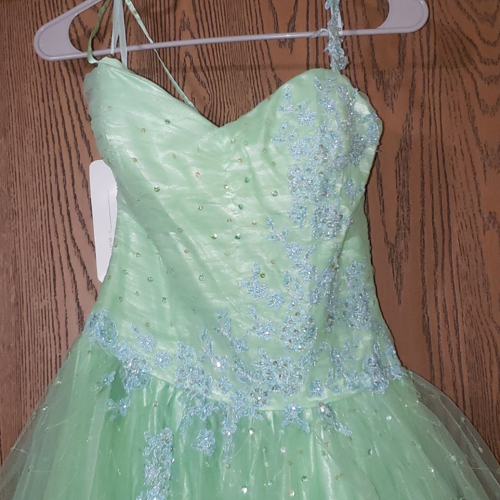 Prom dress